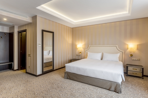 Prahova Plaza Hotel New Tower